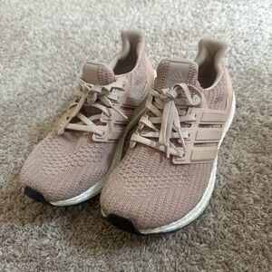 Adidas Women's Beige Sneakers